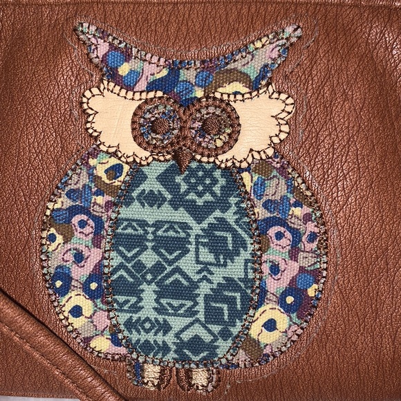 OWL Wristlet - Picture 5 of 7